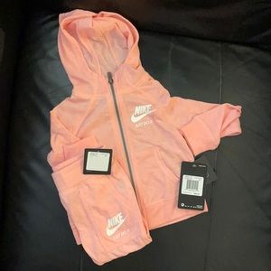 Nike outfit size 2T NWT